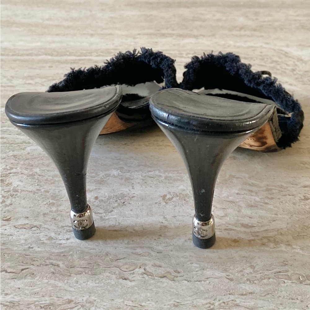 Vintage Chanel Ruffle CC Bow Mule Sandal Heels - Picture 6 of 7